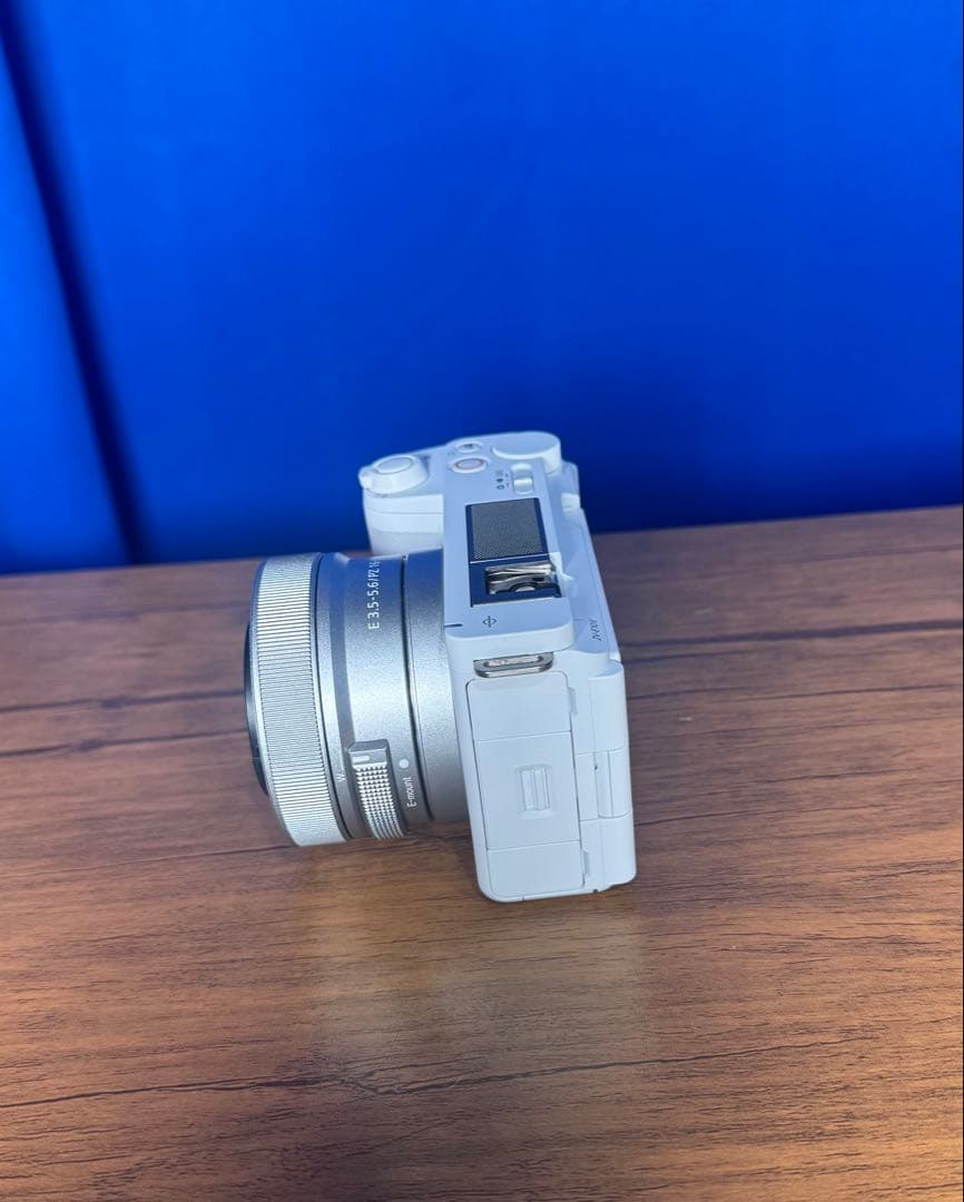 SONY ZV-E10II ホワイト16-50mmレンズ付き(ZV-E10M2)