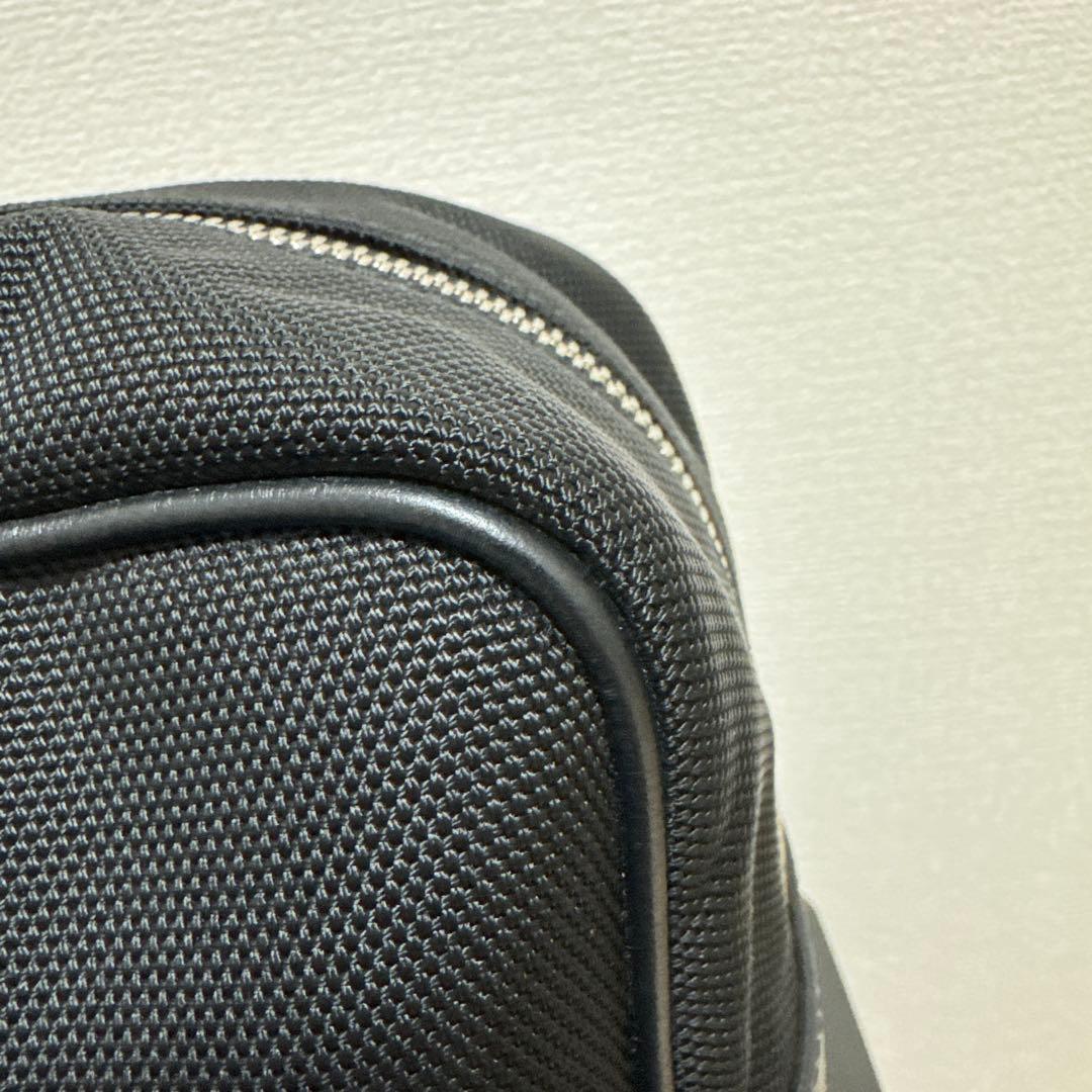 GUCCI シェリーライン　ナイロン×レザー　ブラック　セカンドバッグ　美品