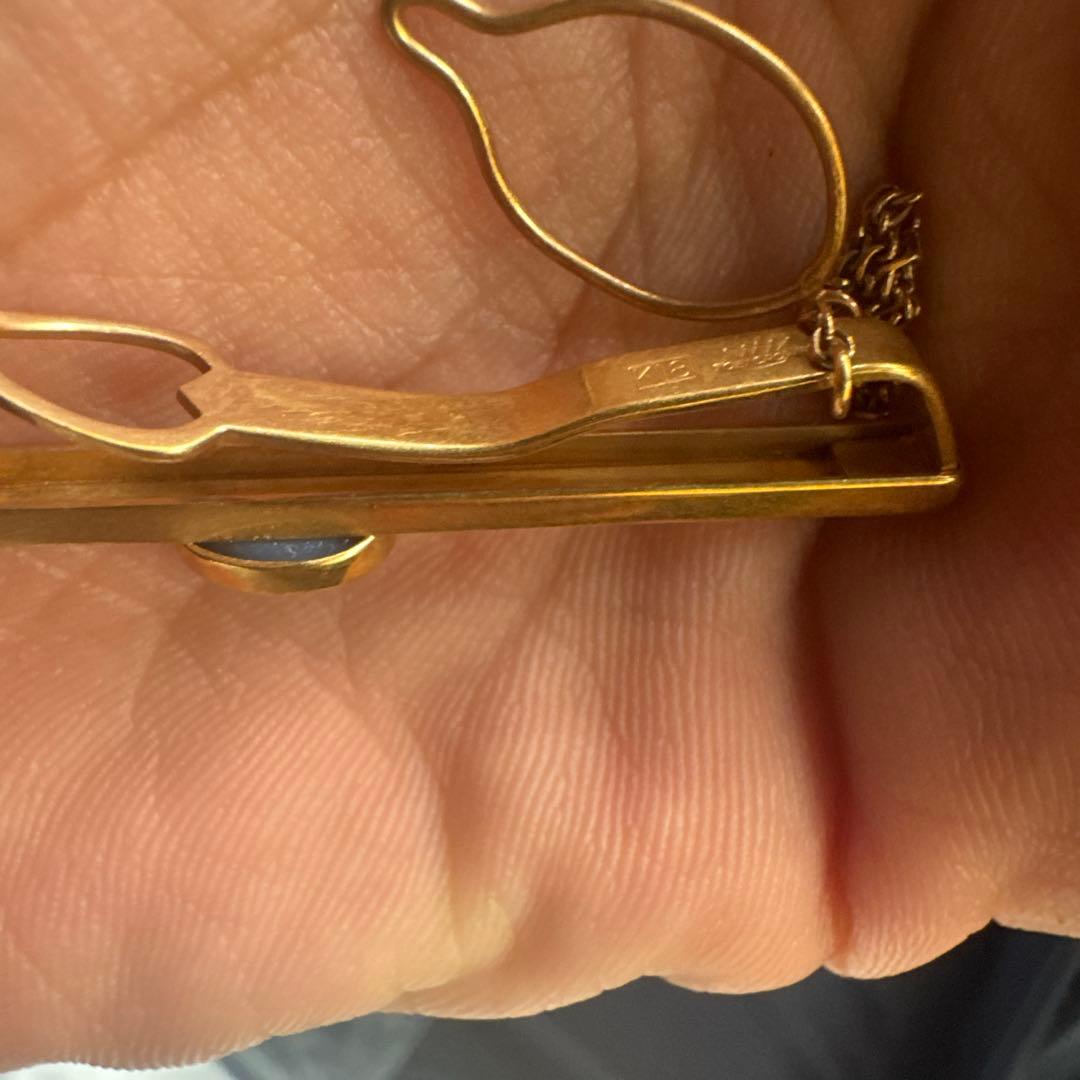 t*o様 ゴールドトーン ネクタイピン オパール付き