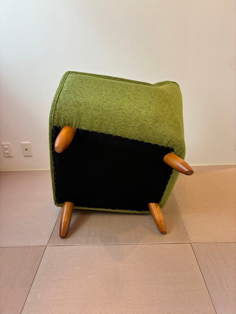 FLYMEe Parlor 緑色 1人掛けソファ モダンデザイン