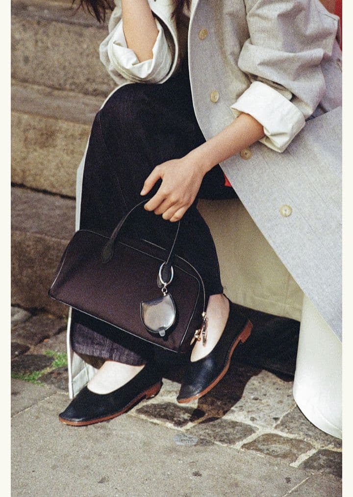 トゥティエ　フラットシューズ