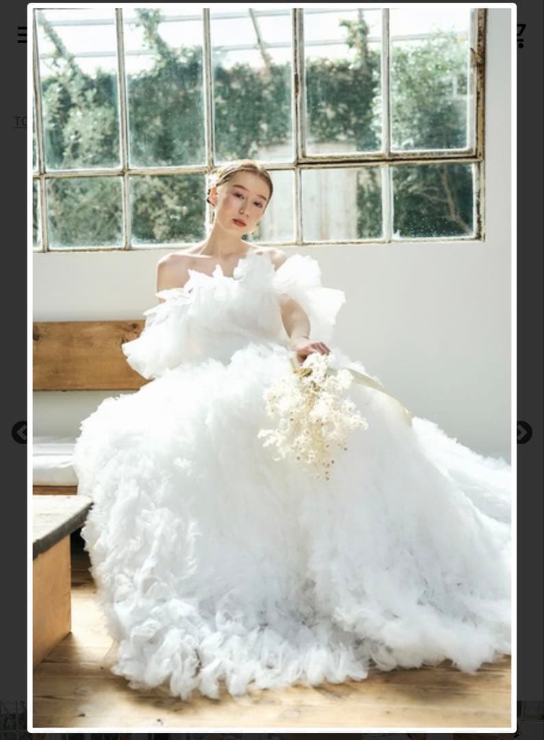 DRESS PRODUCTION / オフショルダー ボリュームフリルドレス