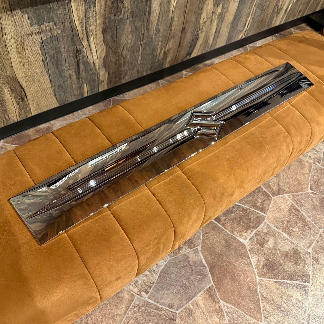 【新車外し】DA17V・DA17W・エブリイ・ボンネットガーニッシュ