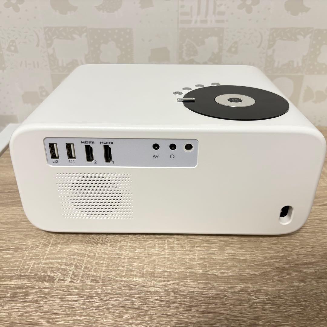 【値下げ交渉要相談】WIMIUS プロジェクター P63