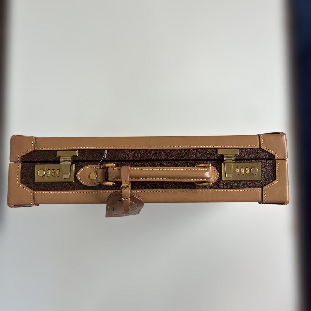 新品　エトロ　アタッシュケース　43×30×10