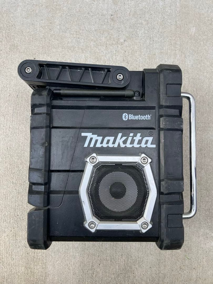 マキタ 充電式ラジオ MR106