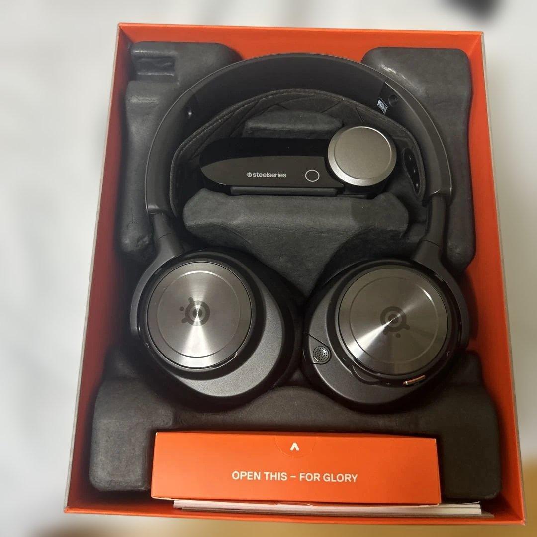 ヘッドホン Arctis nova pro wireless