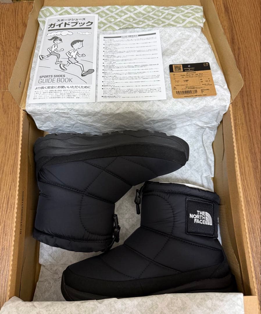 靴 THE NORTH FACE Nuptse Bootie Short 23cm