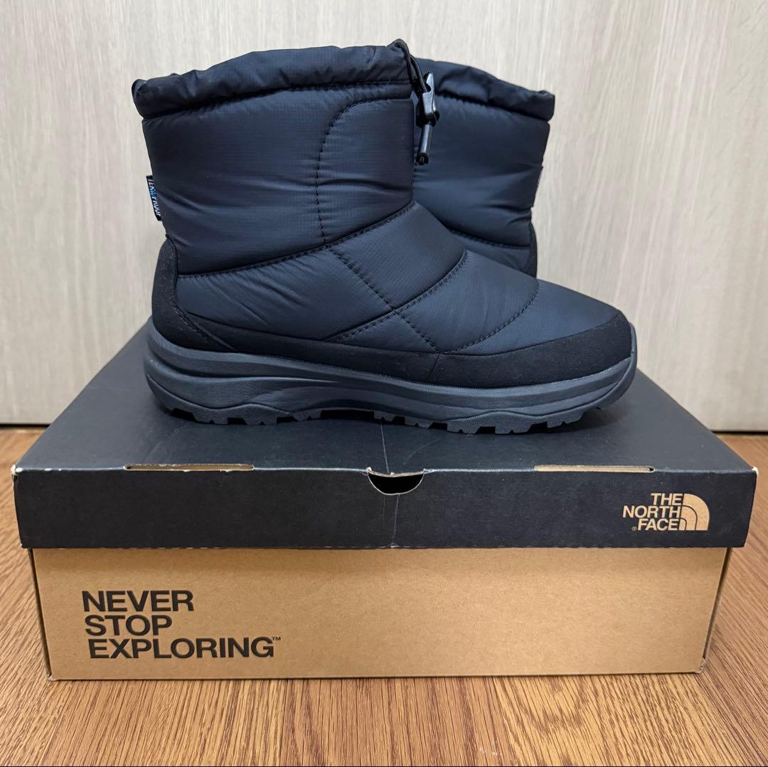 靴 THE NORTH FACE Nuptse Bootie Short 23cm