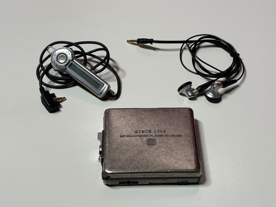 SHARP MDヘッドホンプレーヤー MD-SS421-S Limited