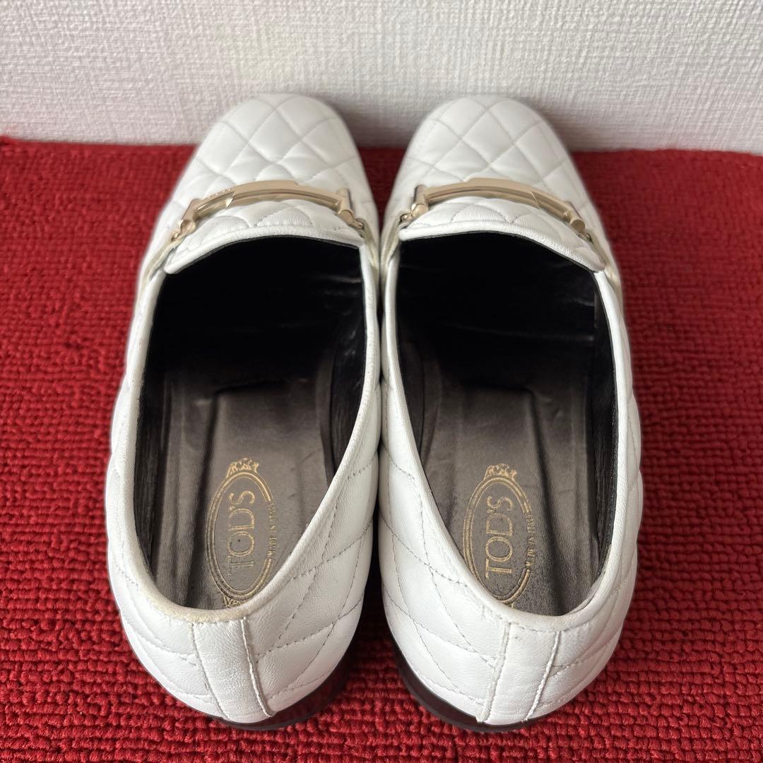 美品‼️✨【TOD’S】トッズ ホワイト ローファー 革靴