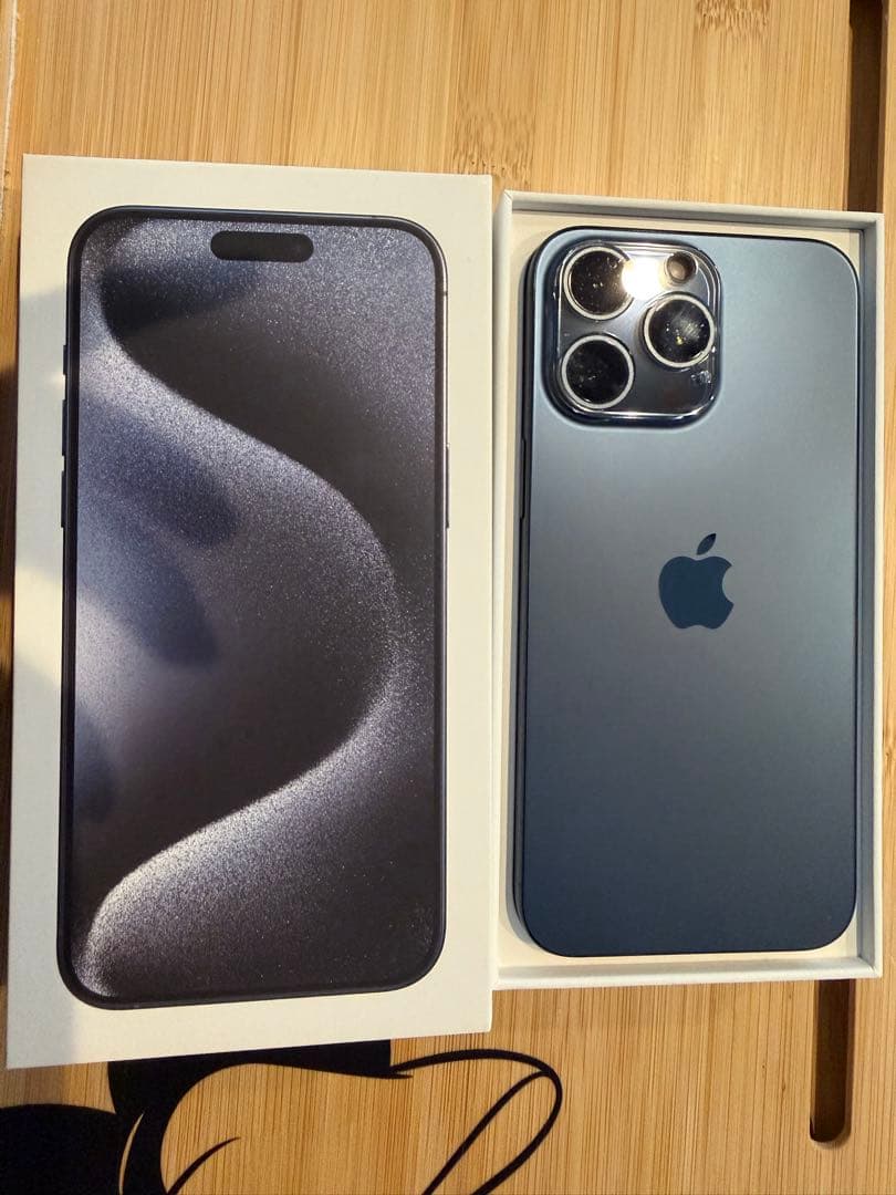 iPhone15Pro Max 256GB ブルー　SIMフリー