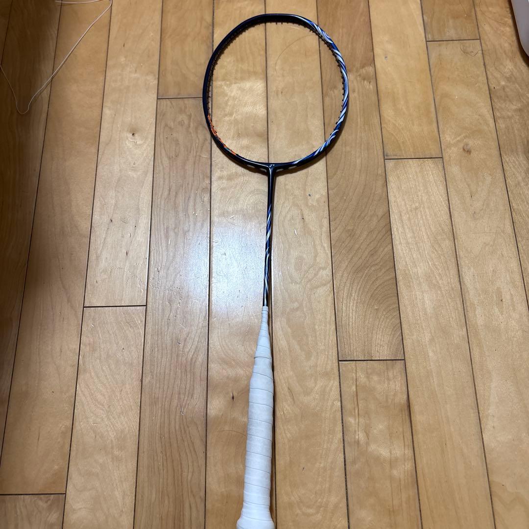 YONEXアストロクス100zz バドミントンラケット