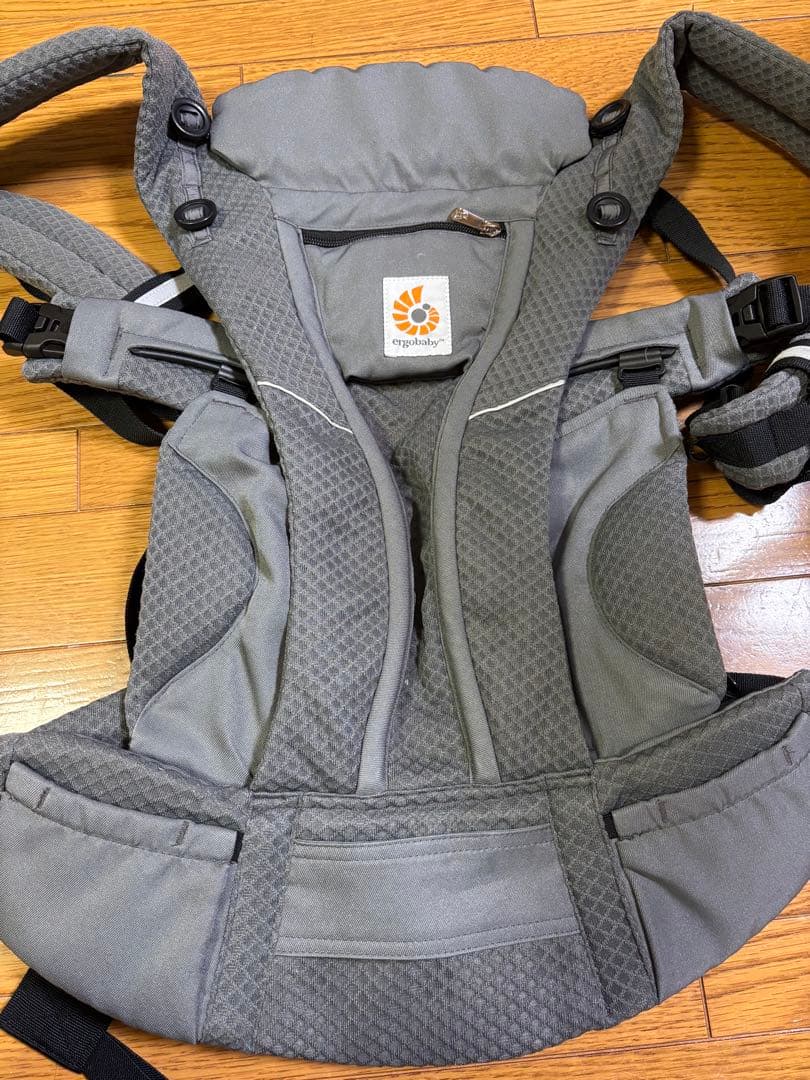 エルゴベビー OMNI Breeze (オムニブリーズ) グラファイトグレー