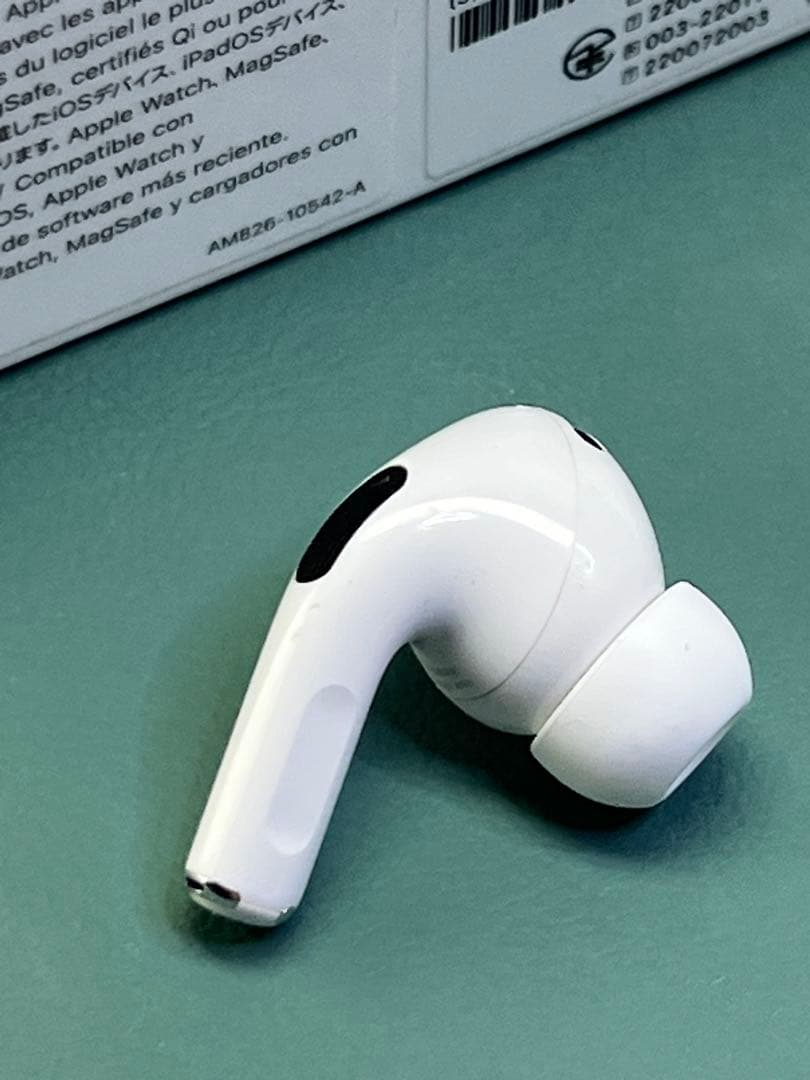 AirPods pro第2世代イヤホン右耳　A2698正規品動作品音質良好美品