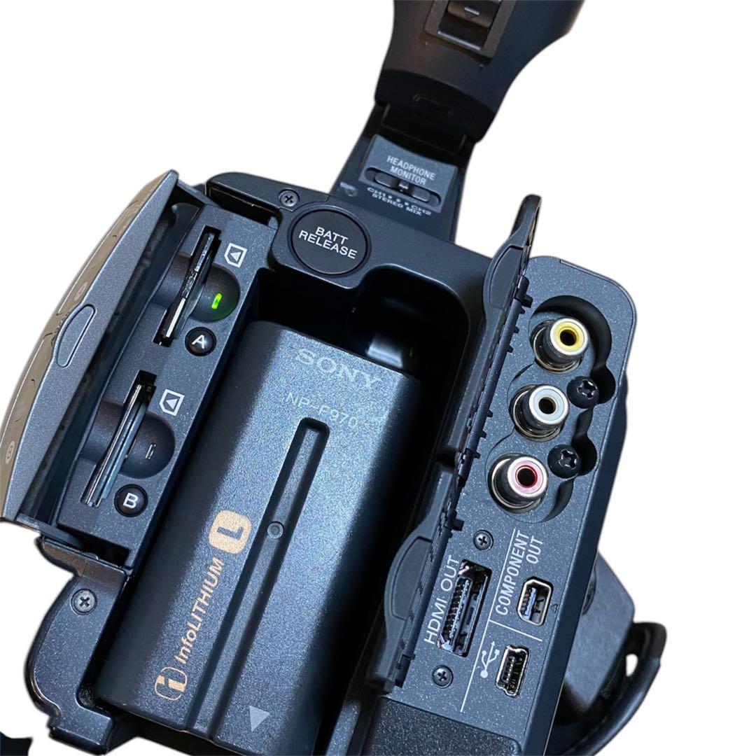 【N】Sony Handycam HDR-AX2000ソニー　ビデオカメラ