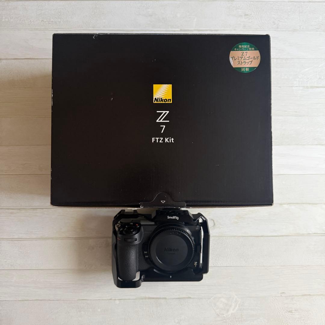 良品 Nikon Z7 ニコン ミラーレス一眼 オマケあり