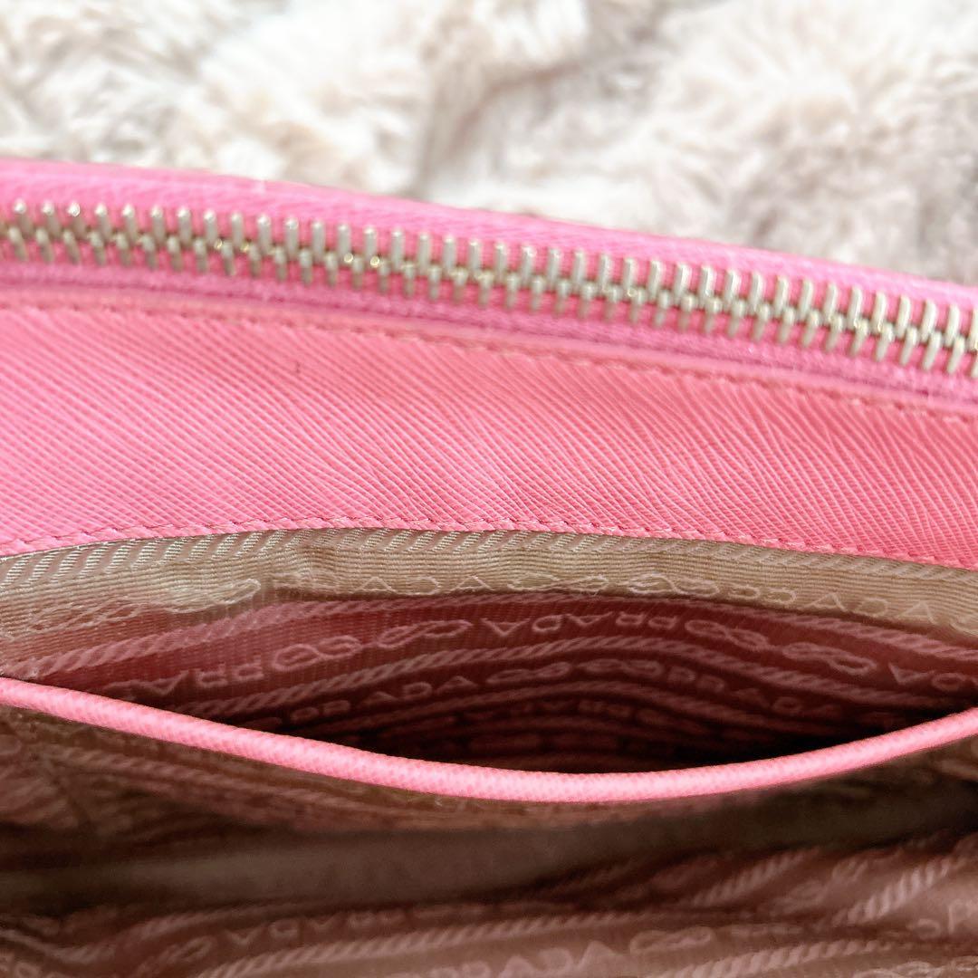 プラダ ガレリアサフィアーノ バッグ スモール ピンク ショルダーストラップ付き