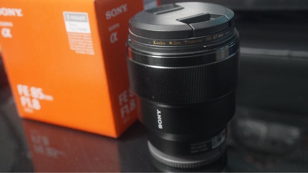 美品 SONY FE 85mm F1.8 SEL85F18 元箱、プロテクター付