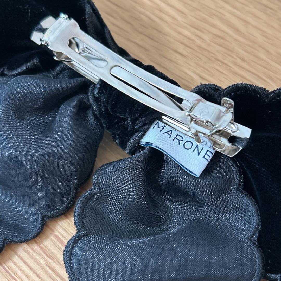 MARONENOFEE　 マーロンエノンフィ　スカラップベロアバレッタ