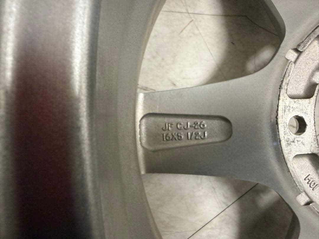 ジムニー・ブリヂストンDM-V3 175/80R16 スタッドレスタイヤホイール