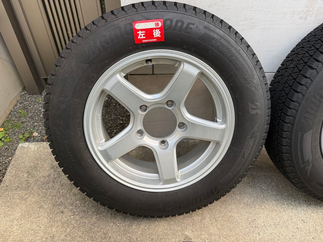 ジムニー・ブリヂストンDM-V3 175/80R16 スタッドレスタイヤホイール