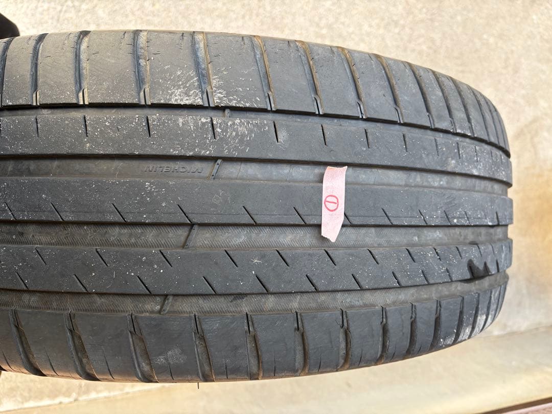 トヨタ 80ハリアー　20インチ GRタイヤホイールセット