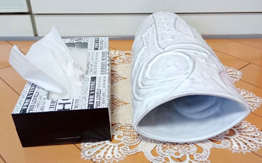 hana　ホワイト 陶器製 円筒形花瓶　作家物