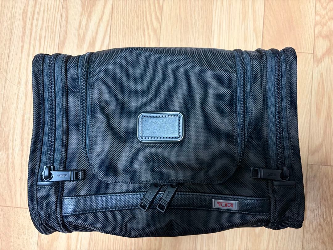 【人気商品】TUMI ALPHA 3 ハンギング・トラベル・キット