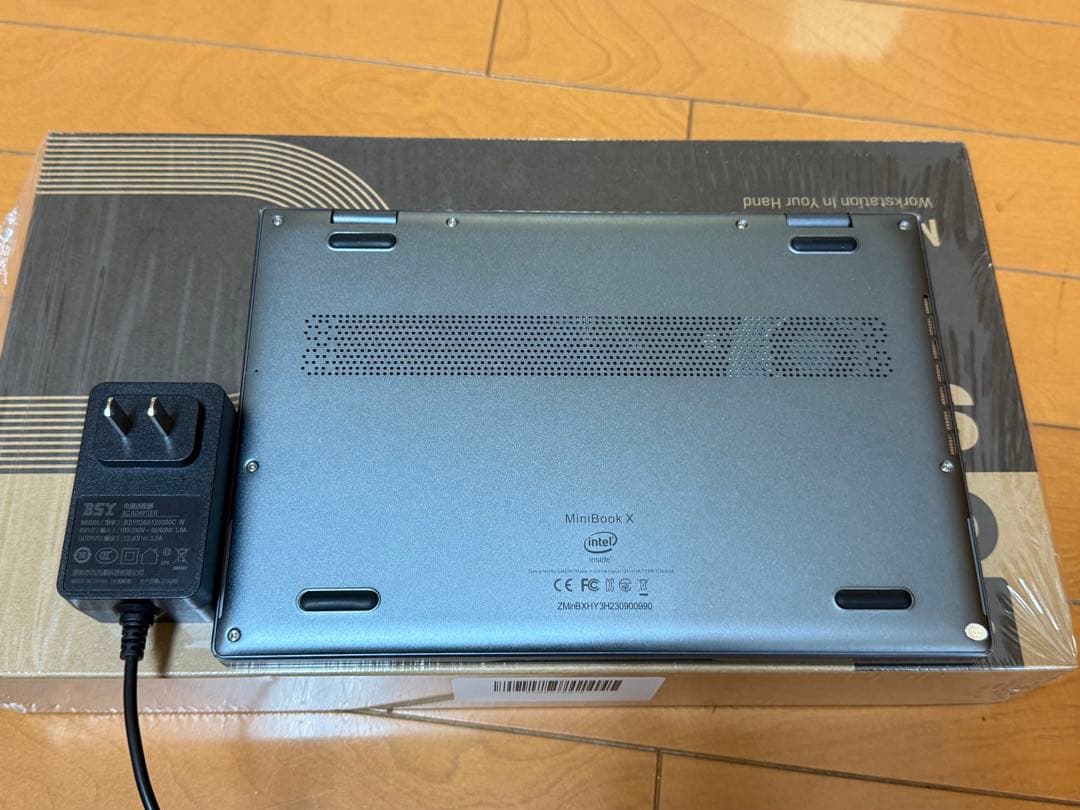 CHUWI MiniBook X 10.5インチ 512GB SSD