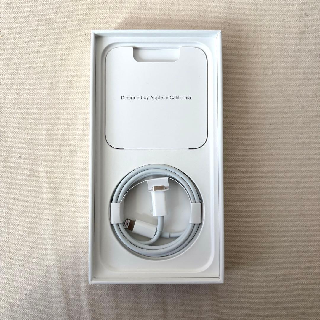 Apple iPhone 12 ホワイト 本体 付属品・箱付き