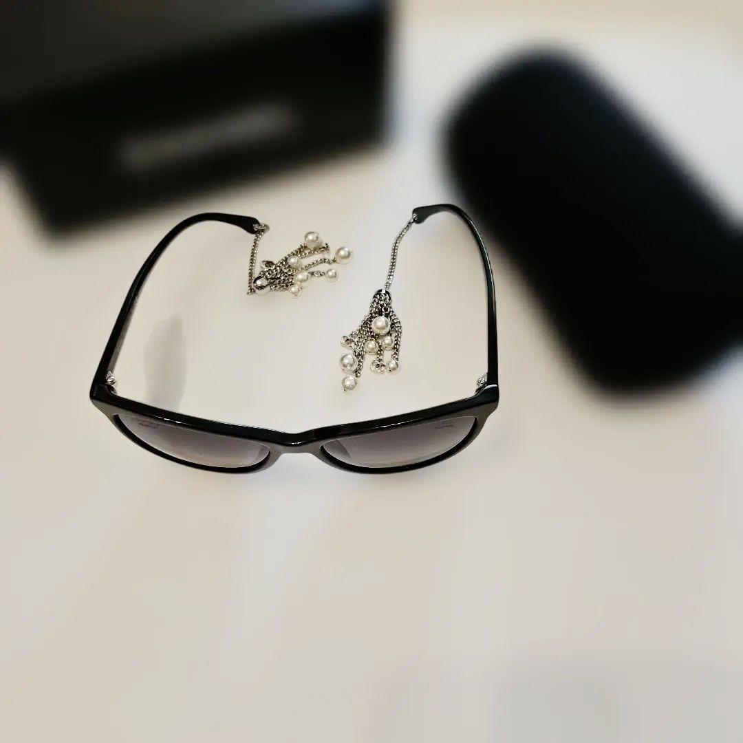 レア品★CHANELシャネル　キャットアイ サングラス パール、ロゴチャーム付