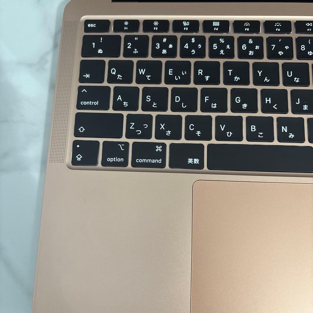 2020 Apple MacBook Air 13インチ