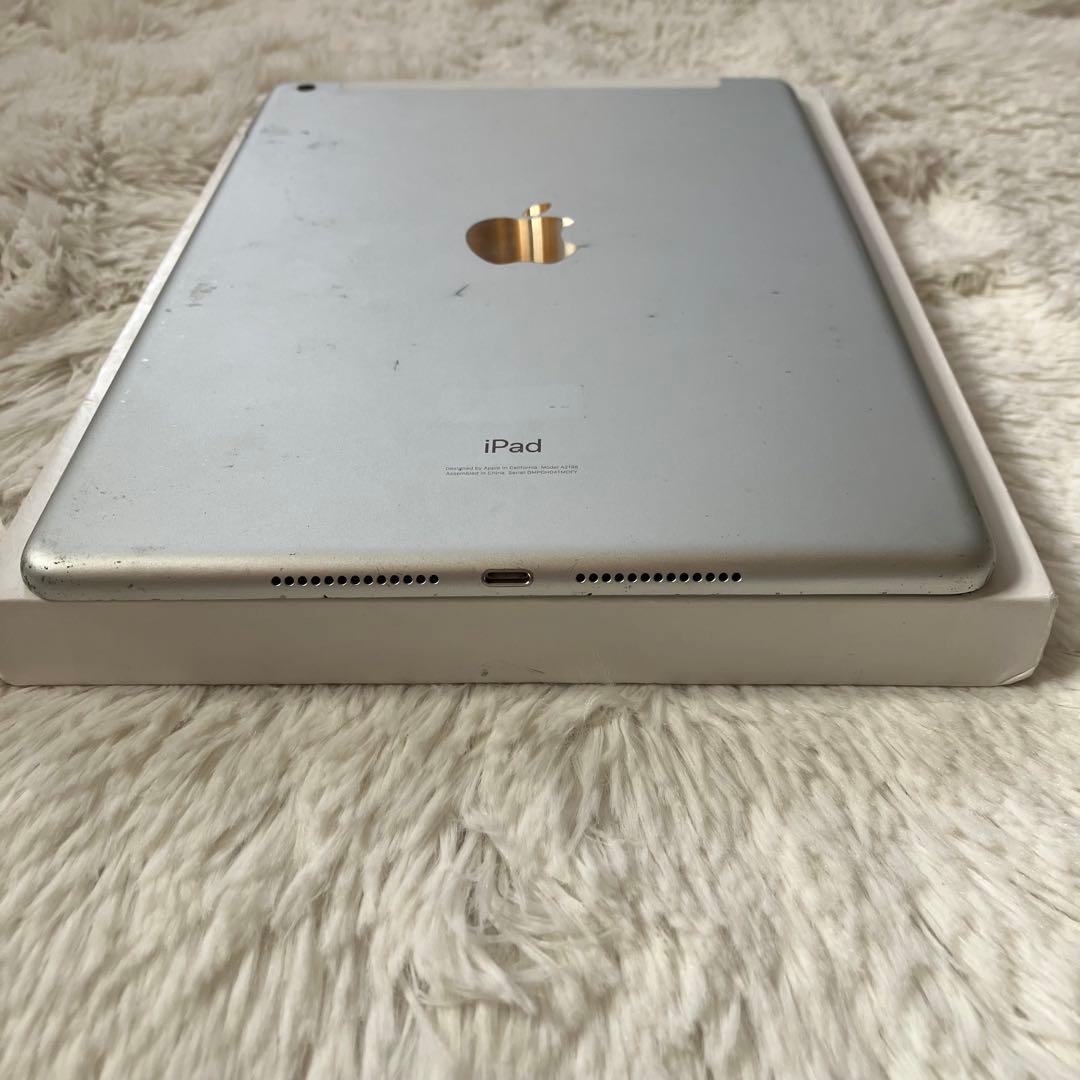 【早い者勝ち】iPad 第7世代 128GB SIMフリー 【すぐ発送】