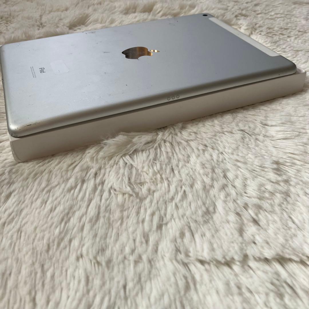 【早い者勝ち】iPad 第7世代 128GB SIMフリー 【すぐ発送】