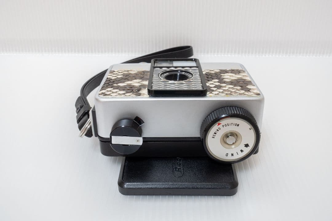 ②【美品・整備済品】RICOH AUTO HALF E2 「蛇革 」オートハーフ