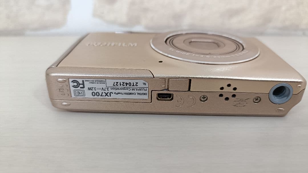 【美品】FUJIFILM 富士フイルム　FinePix JX700　デジカメ