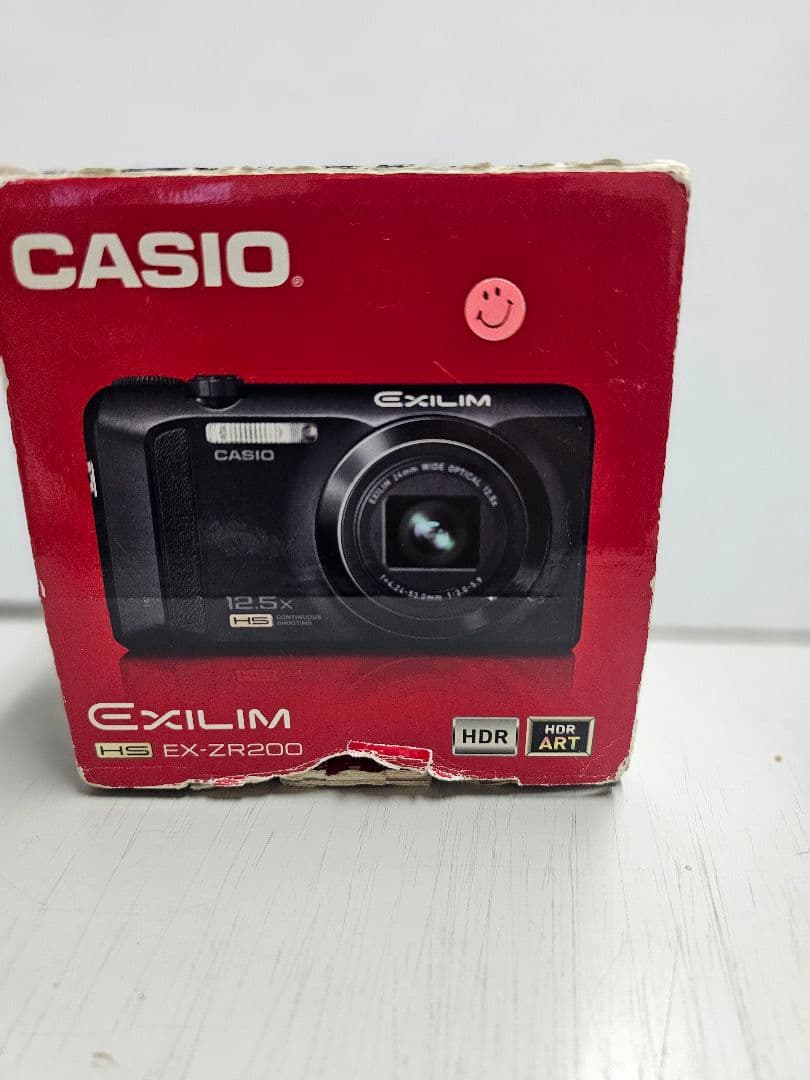 CASIO EXILIM EZ-ZR200 コンパクトデジタルカメラ 最終値引