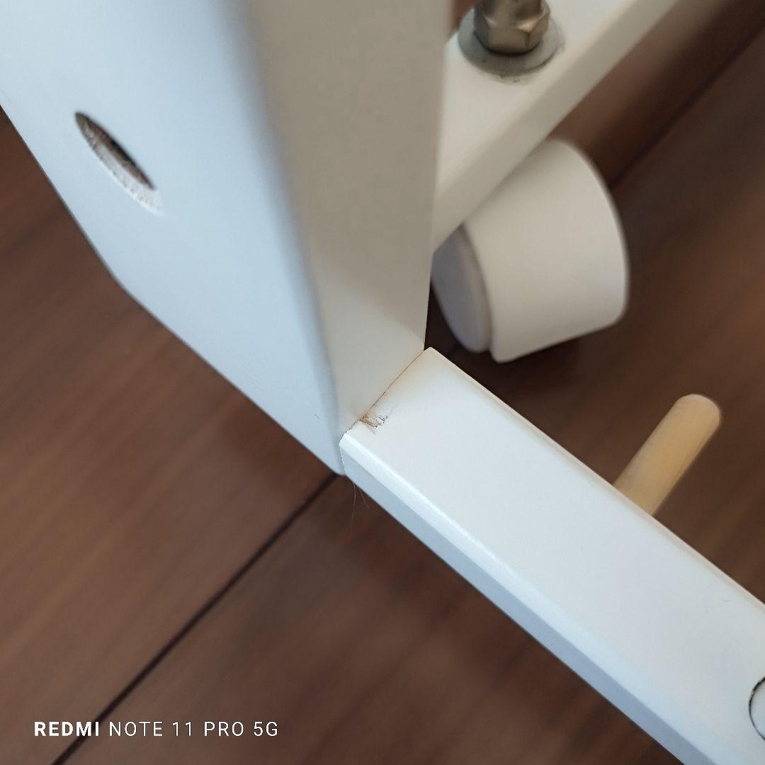 【送料込み】ホワイト木製ベビーベッド ハイタイプ 2段階高さ調節可能