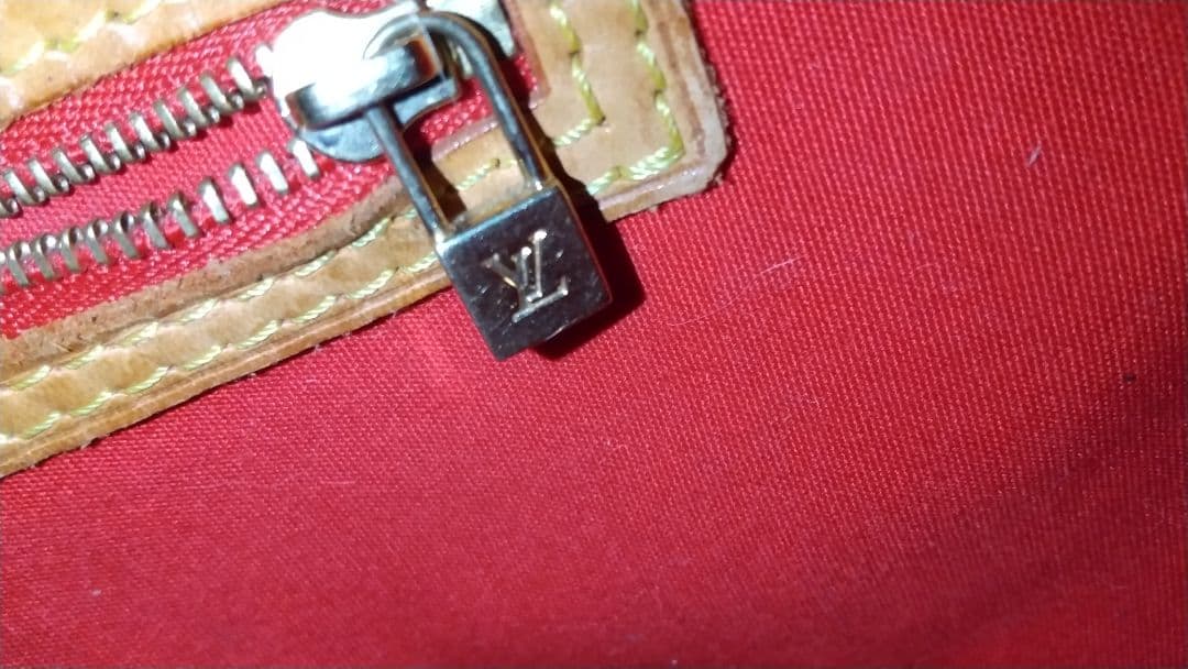 【人気】LOUIS VUITTON モノグラム ヴェルニ リードPM