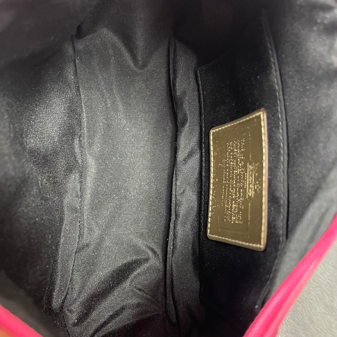 美品 COACH コーチ ワンショルダー オプアート アクセサリーポーチ ピンク