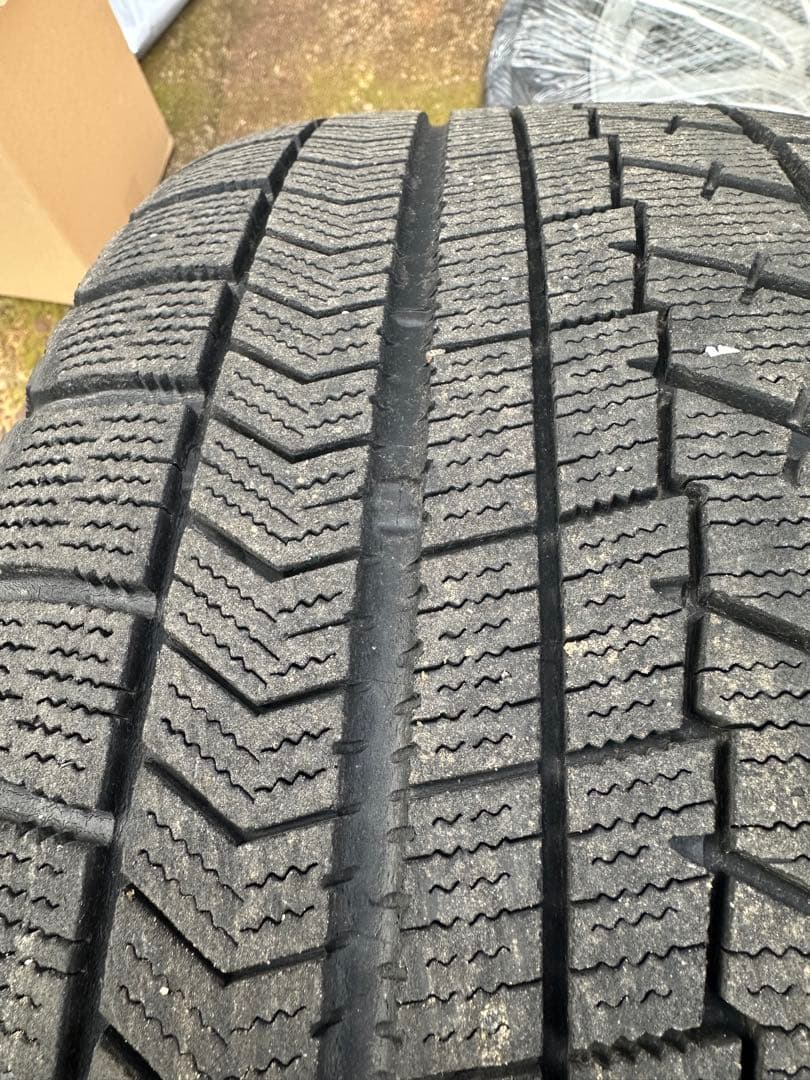 たけ　冬タイヤ235/50R18 ヴェルファイア　アルファード