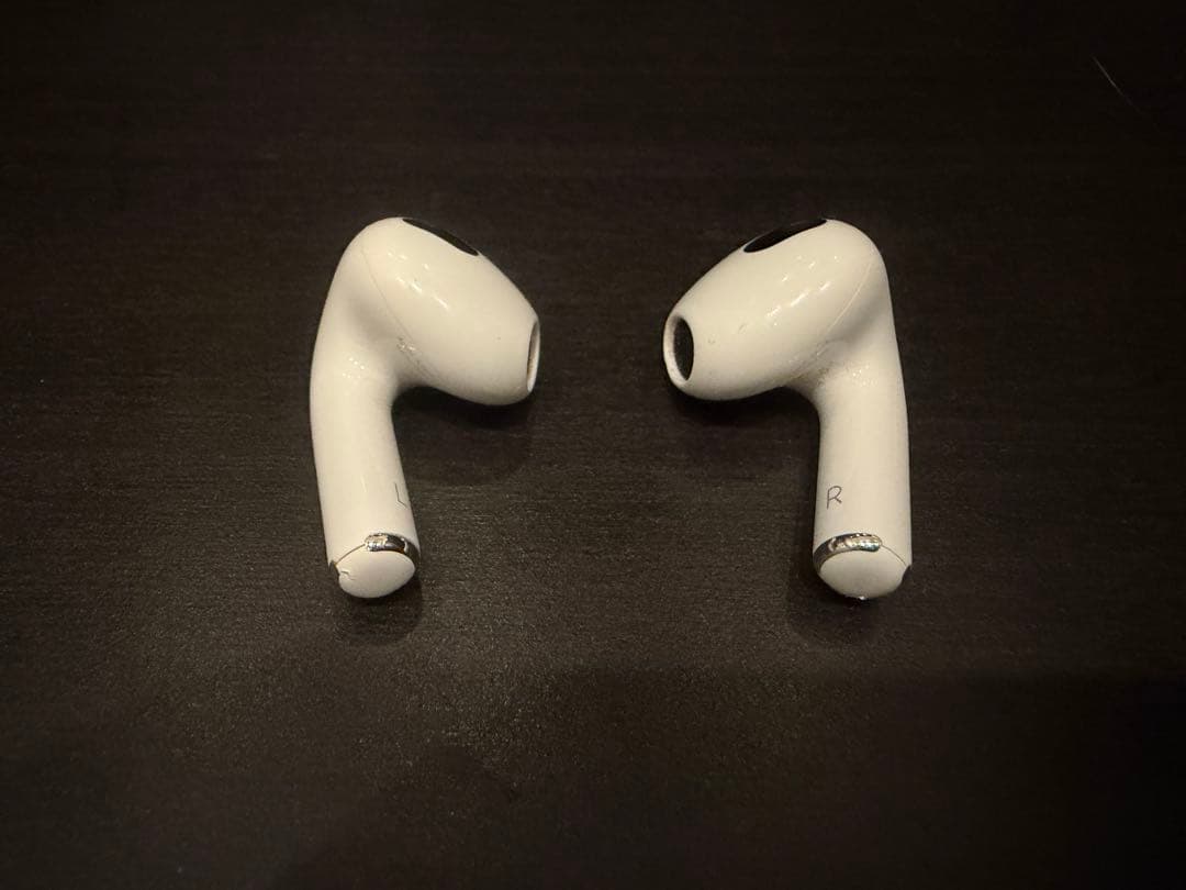 【kana】AirPods3 本体+Stussyケースおまけ