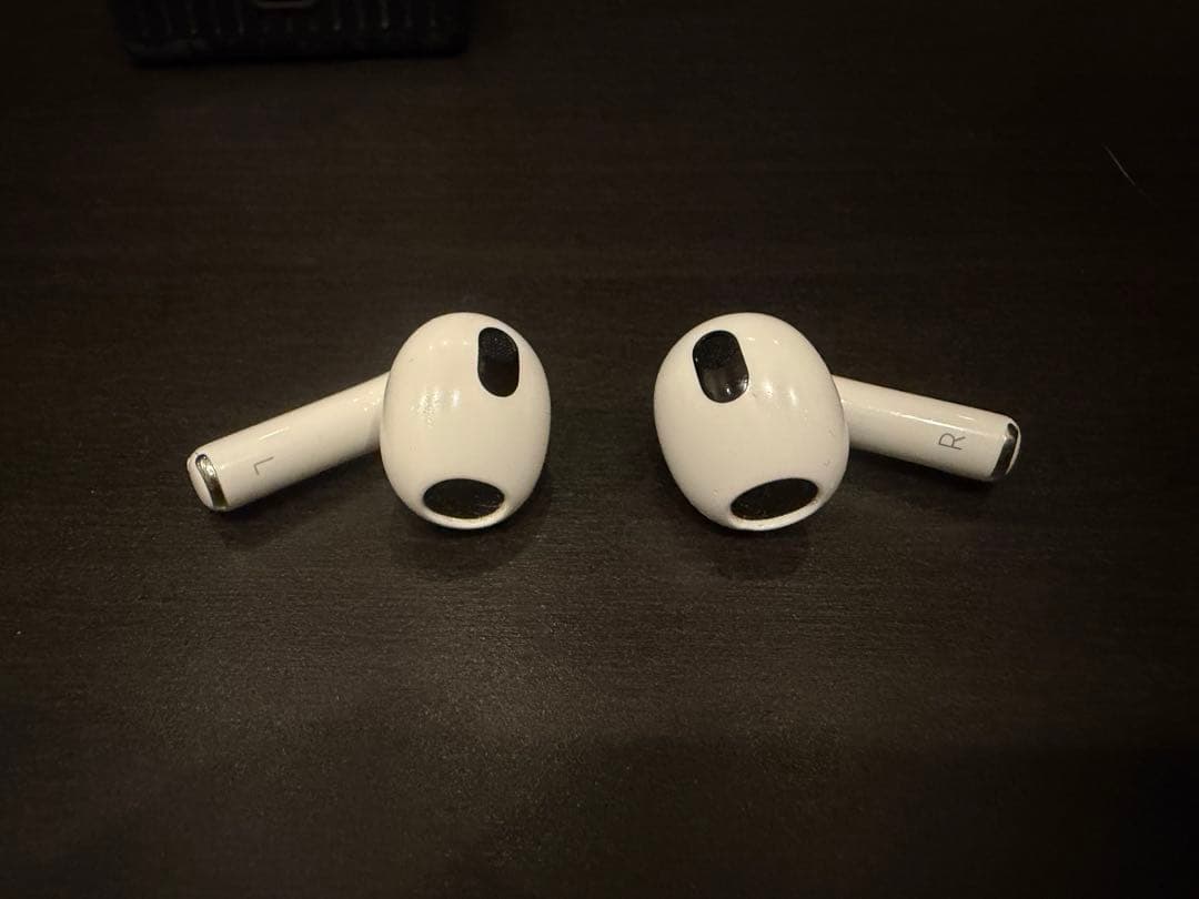 【kana】AirPods3 本体+Stussyケースおまけ
