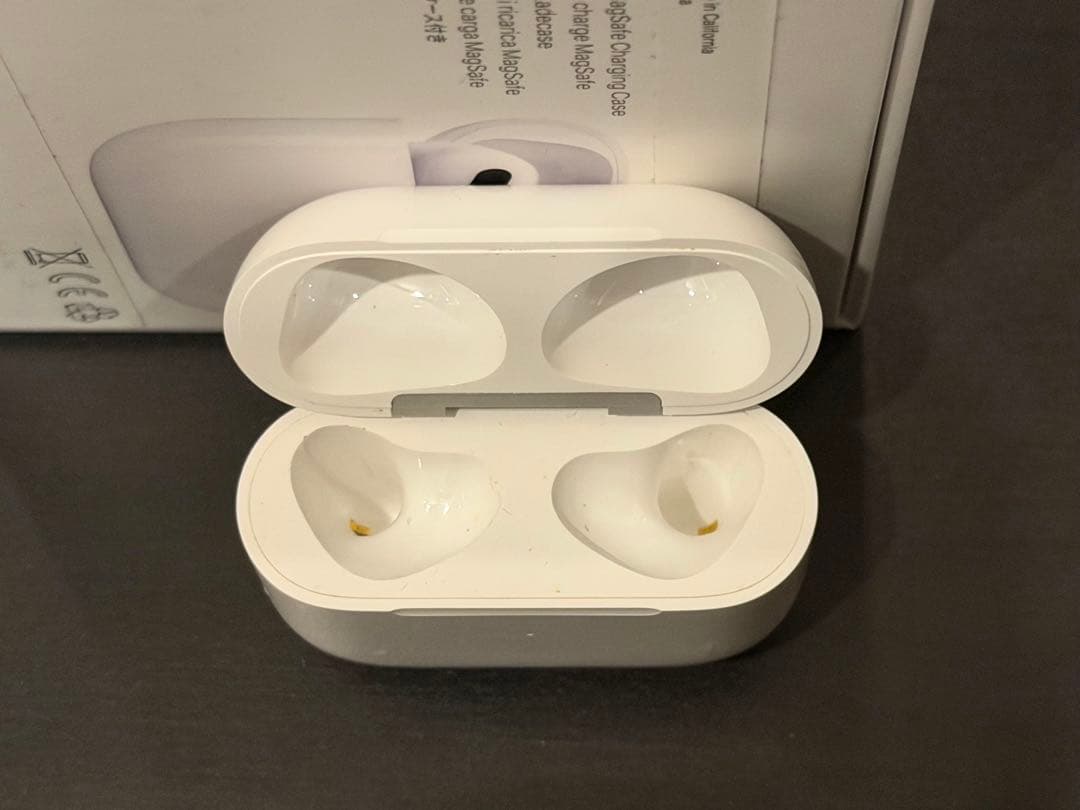 【kana】AirPods3 本体+Stussyケースおまけ