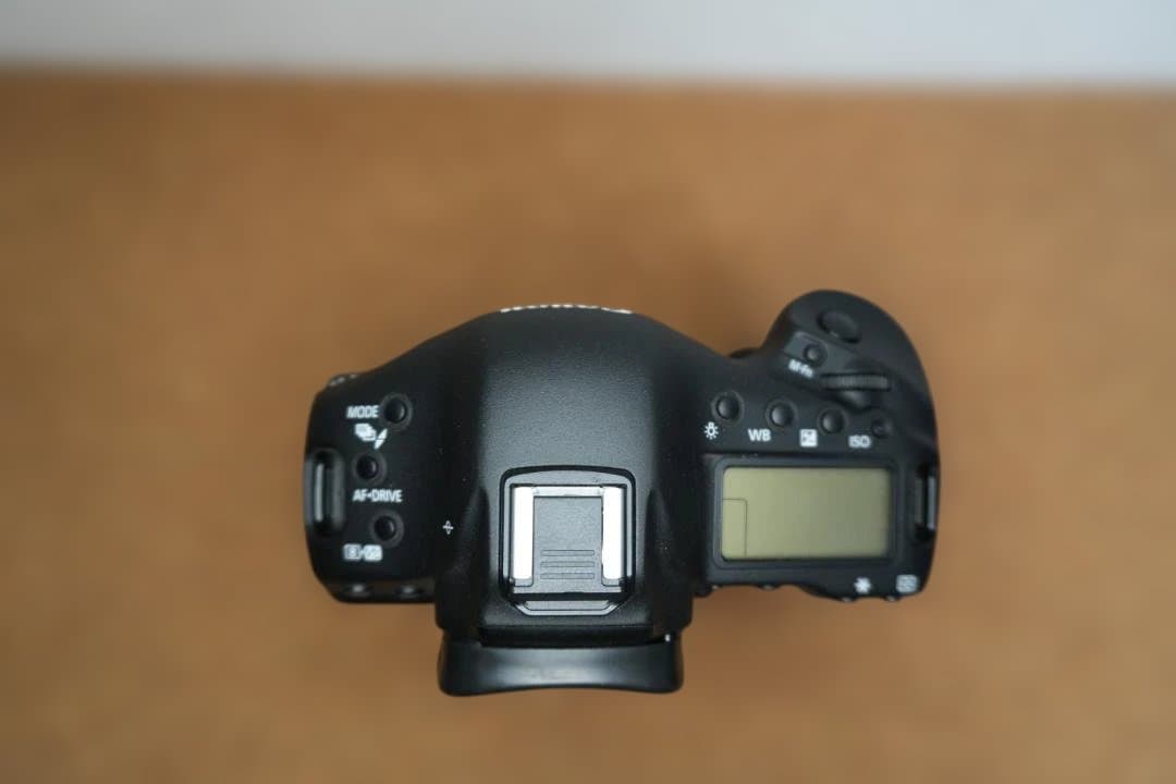 EOS 1DX(無印)/純正バッテリ、CFメディア、他付属品