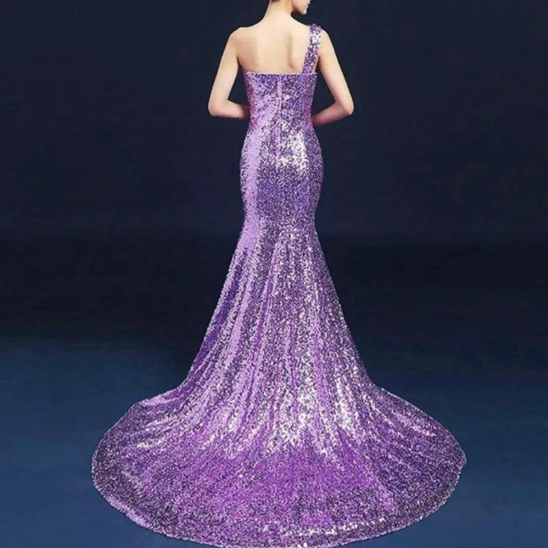 お花のデザインが美しい スパンコールのワンショルロングドレス