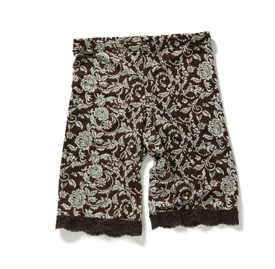 パーバーズ PERVERZE Lace Trim Shorts / Brown