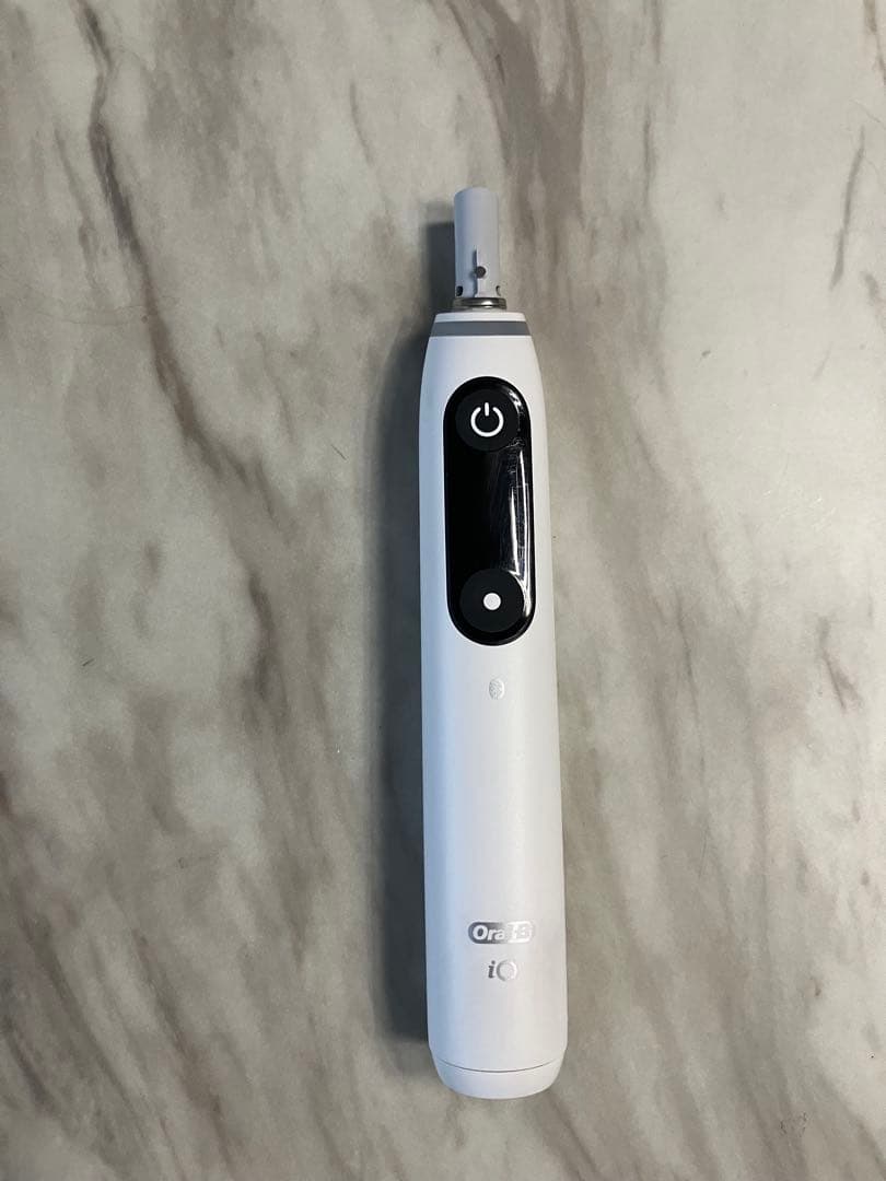 電動歯ブラシ Oral-B iO Series 6 ホワイト 本体