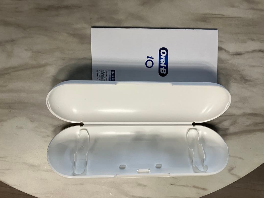 電動歯ブラシ Oral-B iO Series 6 ホワイト 本体